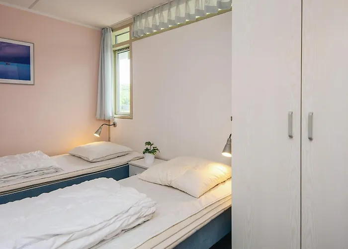 8 Person In * Ringkobing